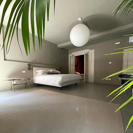 Torre Dell'Angelo B&B Десенцано дел Гарда Екстериор снимка
